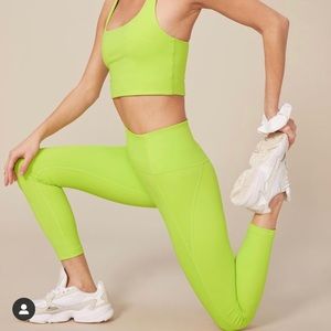 Girlfriend Collective Legging + bra set